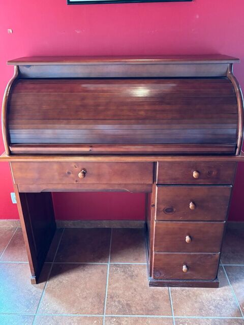 Bureau type secrétaire en bois. Menton (06)