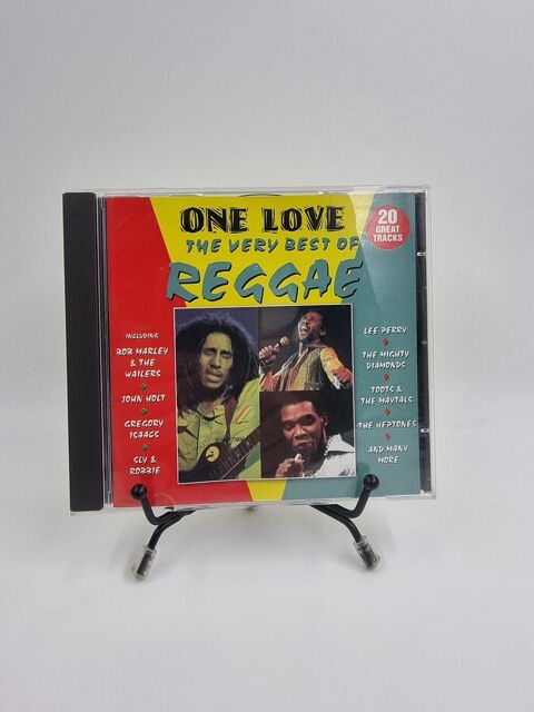 CD de musique One Love : The Very Best of Reggae avec boite  1 Vulbens (74)