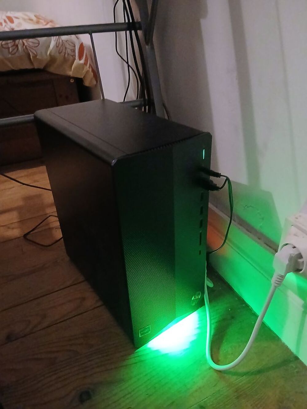 PC Fixe Ordinateur. Matériel informatique