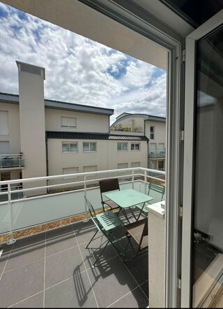  Appartement à louer 1 pièce 32 m²