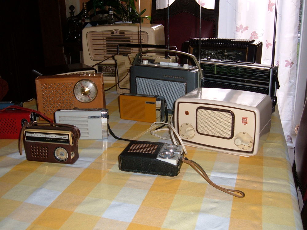 RADIO &amp; CHAINES anciennes ,et TOURNES DISQUES Audio et hifi