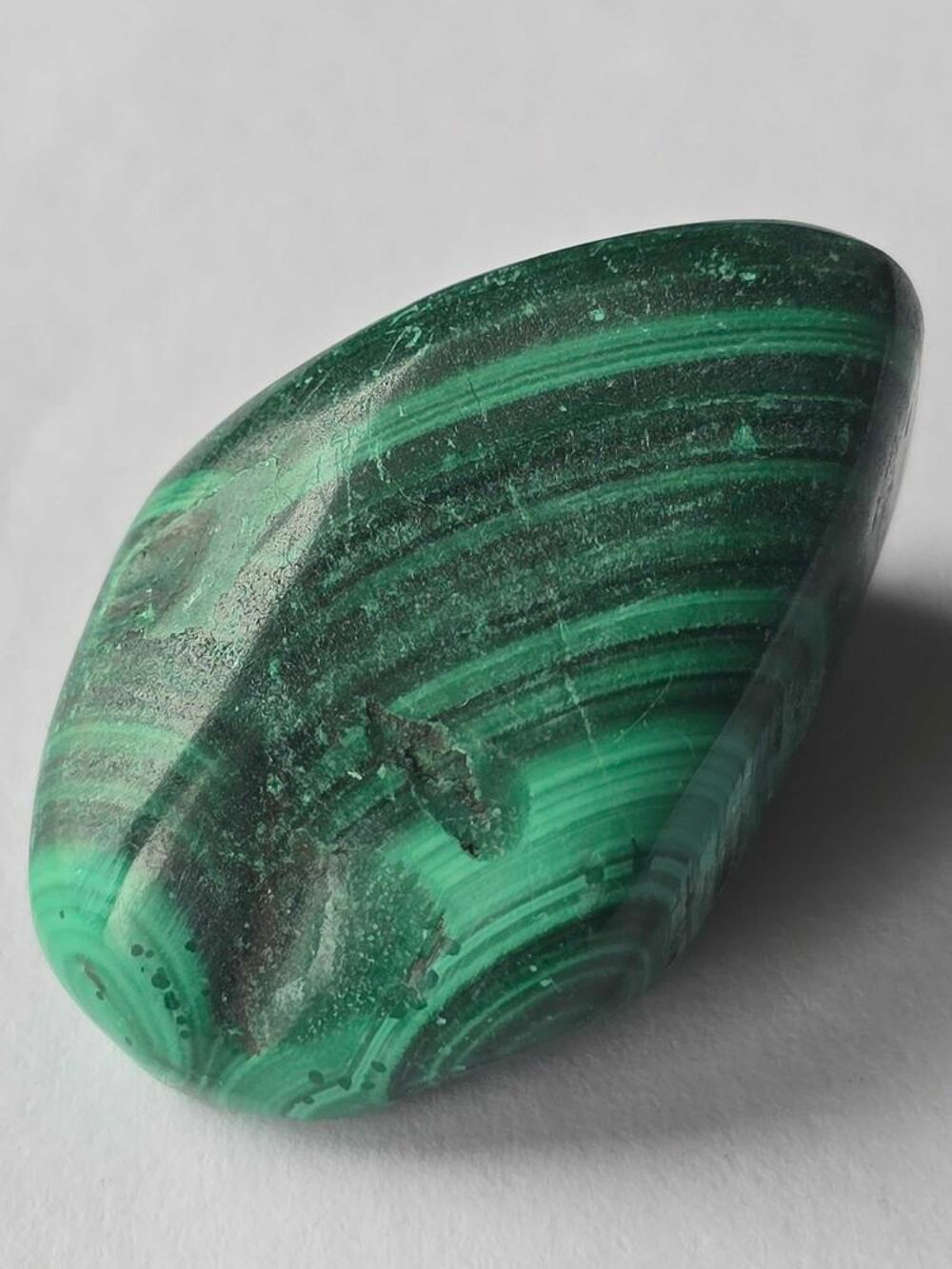 V&eacute;ritable Malachite de RDC-Superbes Rubanements Verts 14g 