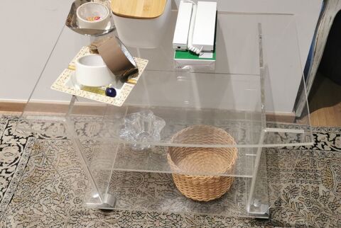 Table roulante plexiglass David Lange - t�l�/ hifi Cannes (06)