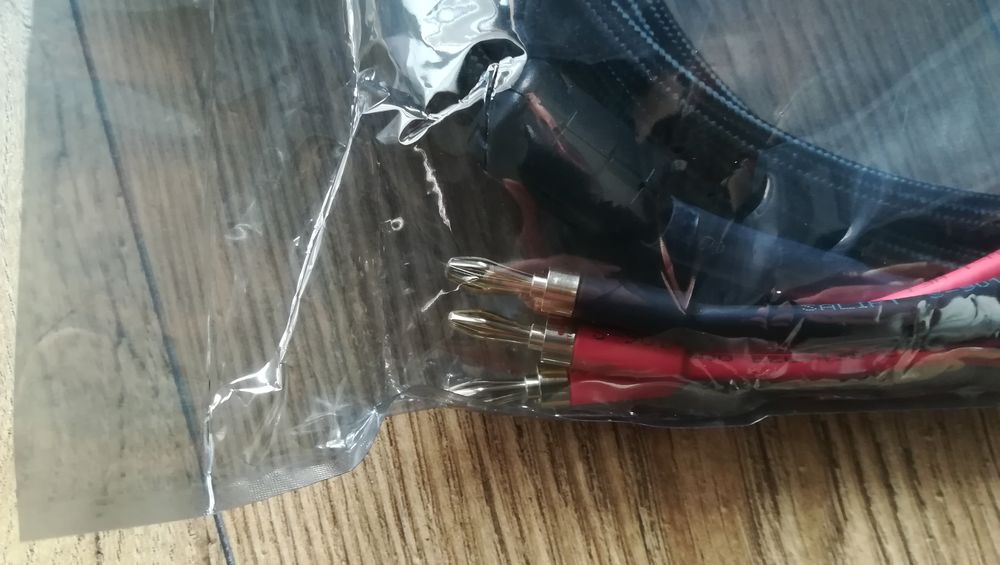 C&acirc;ble pour enceintes Audio et hifi