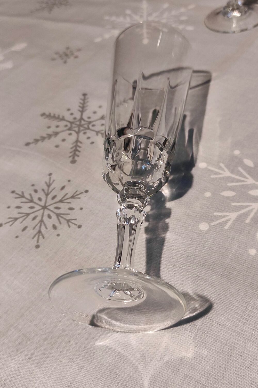 9 fl&ucirc;tes &agrave; champagne en cristal Cuisine