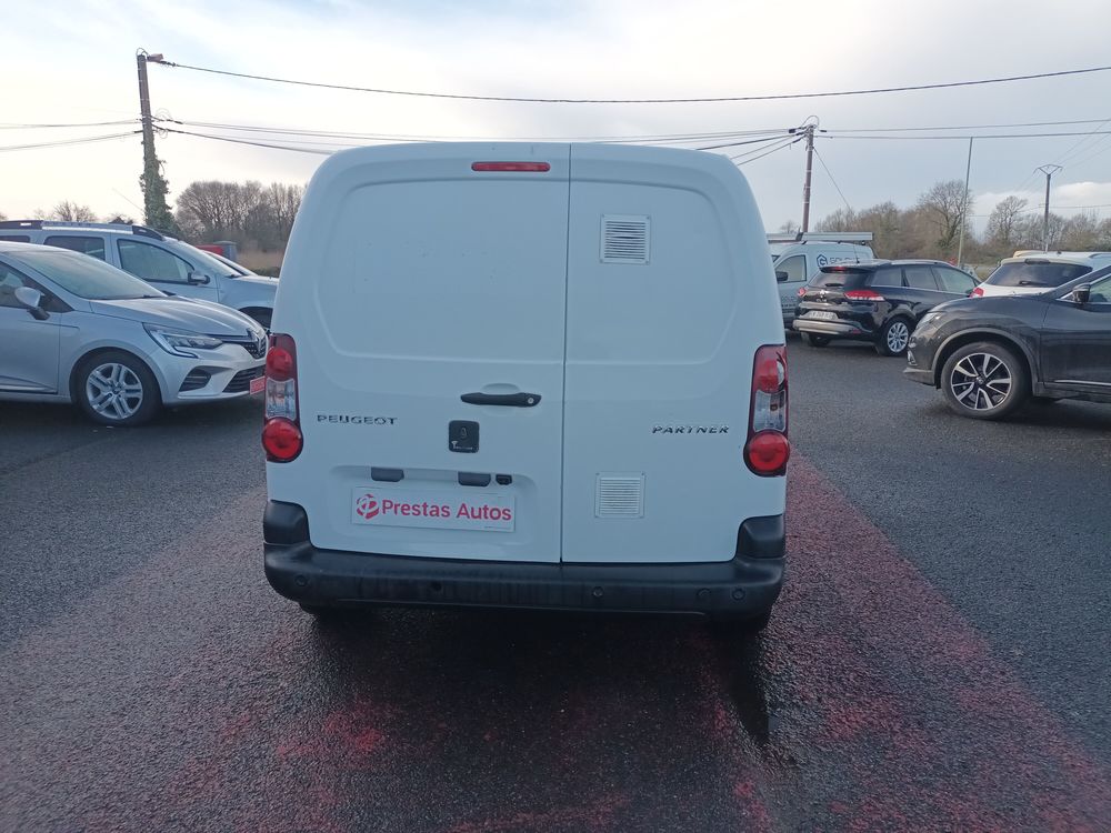 Partner PARTNER FOURGON STANDARD 1.6 BLUEHDI 75 BVM5 PREMIUM PACK 2019 occasion 86600 Coulombiers