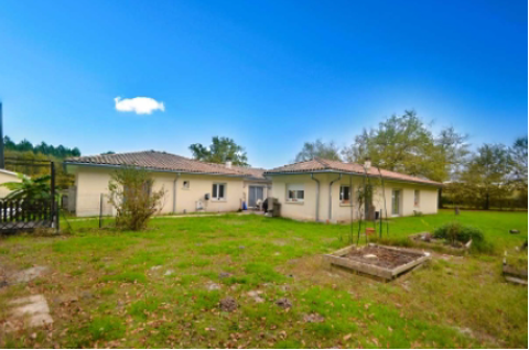   Villa de plain-pied DPE : A Villa - 9 pi�ce(s) - 287 m�