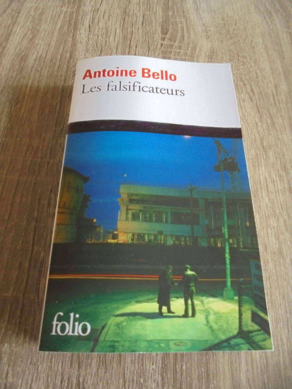 Les falsificateurs (103) Livres et BD