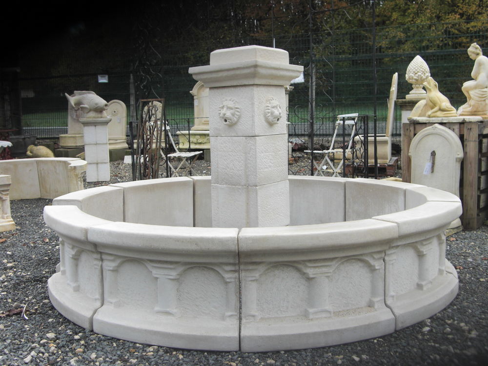 Fontaine en pierre, Bassin Décoration