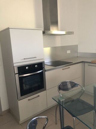  Appartement à louer 2 pièces 50 m²