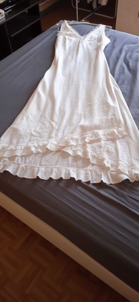 Robe à  bretelles couleur blanc cassé taille 42 pour soirée mariage ou autres Wasselonne (67)