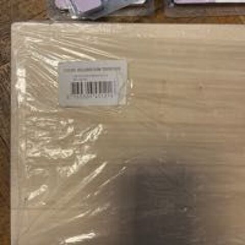 lot 4 planches avec ses supports 40x19 centim�tres 120 Paris 20 (75)