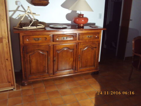 MEUBLE en MERISIER  MASSIF de 170 x 50 cm. H 98 cm 245 Ramous (64)