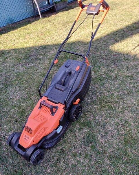 Tondeuse électrique Black et Decker 80 Jargeau (45)