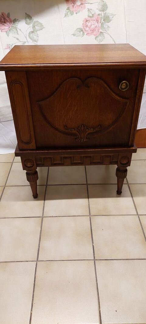 Table de chevet 18 Le Plessis-Bouchard (95)