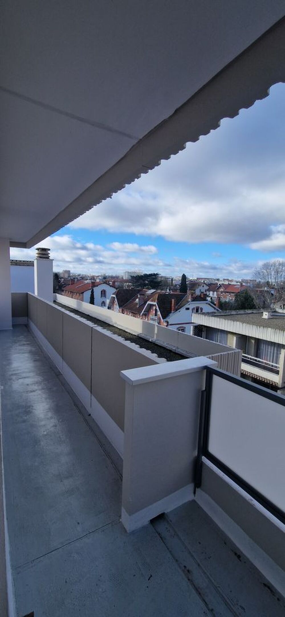 Vente Appartement Studio rénové de 25,5m2 avec terrasse et cave Toulouse
