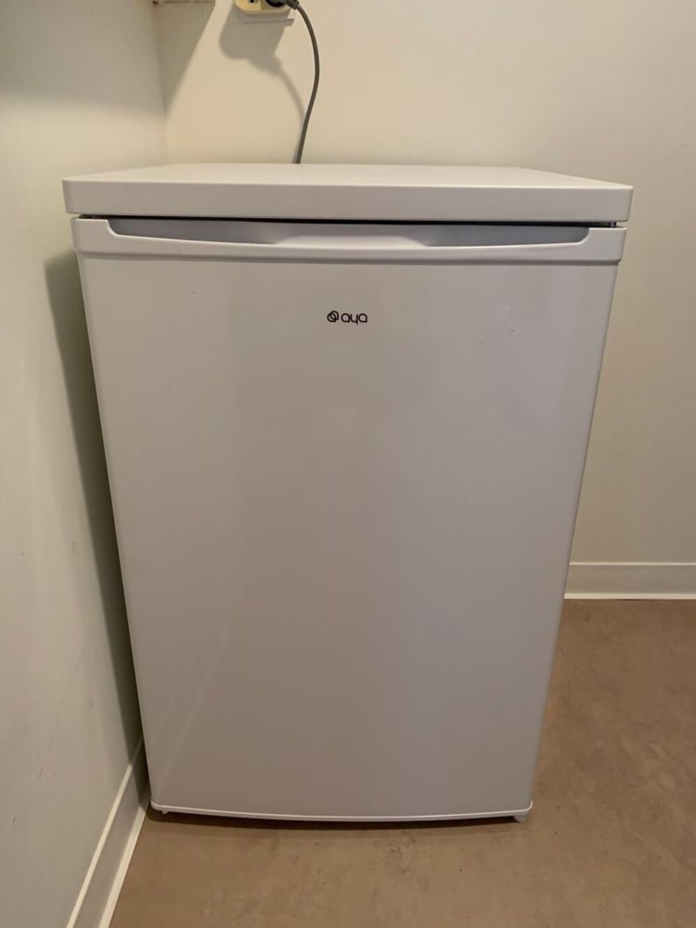 Frigo refrigerateur tabtop AYA ART130A++TU Electroménager