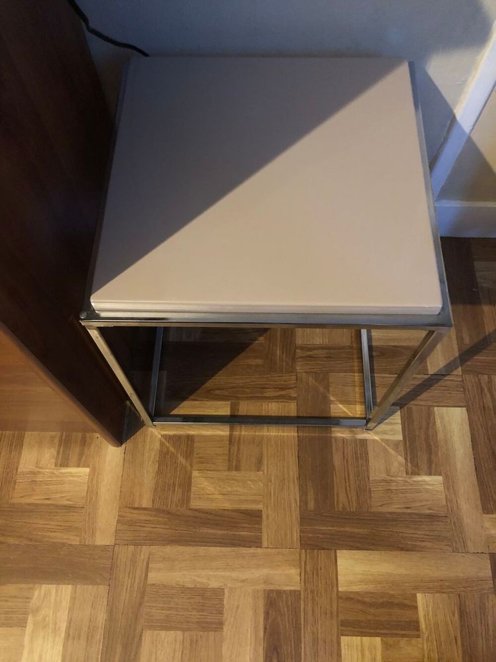 Petite table Meubles