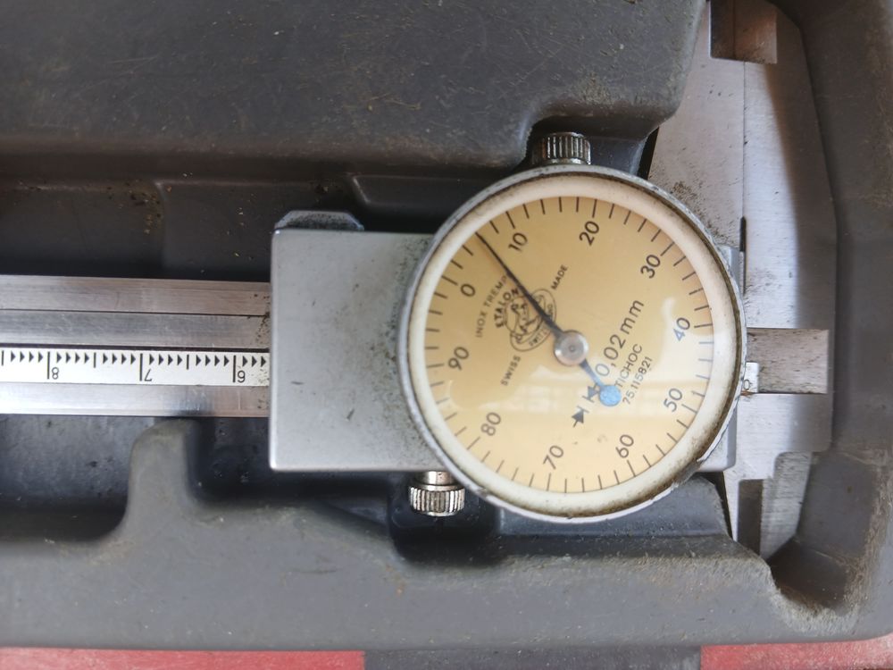 Pied &agrave; coulisse de pr&eacute;cision de la marque ROCH (Suisse) Bricolage