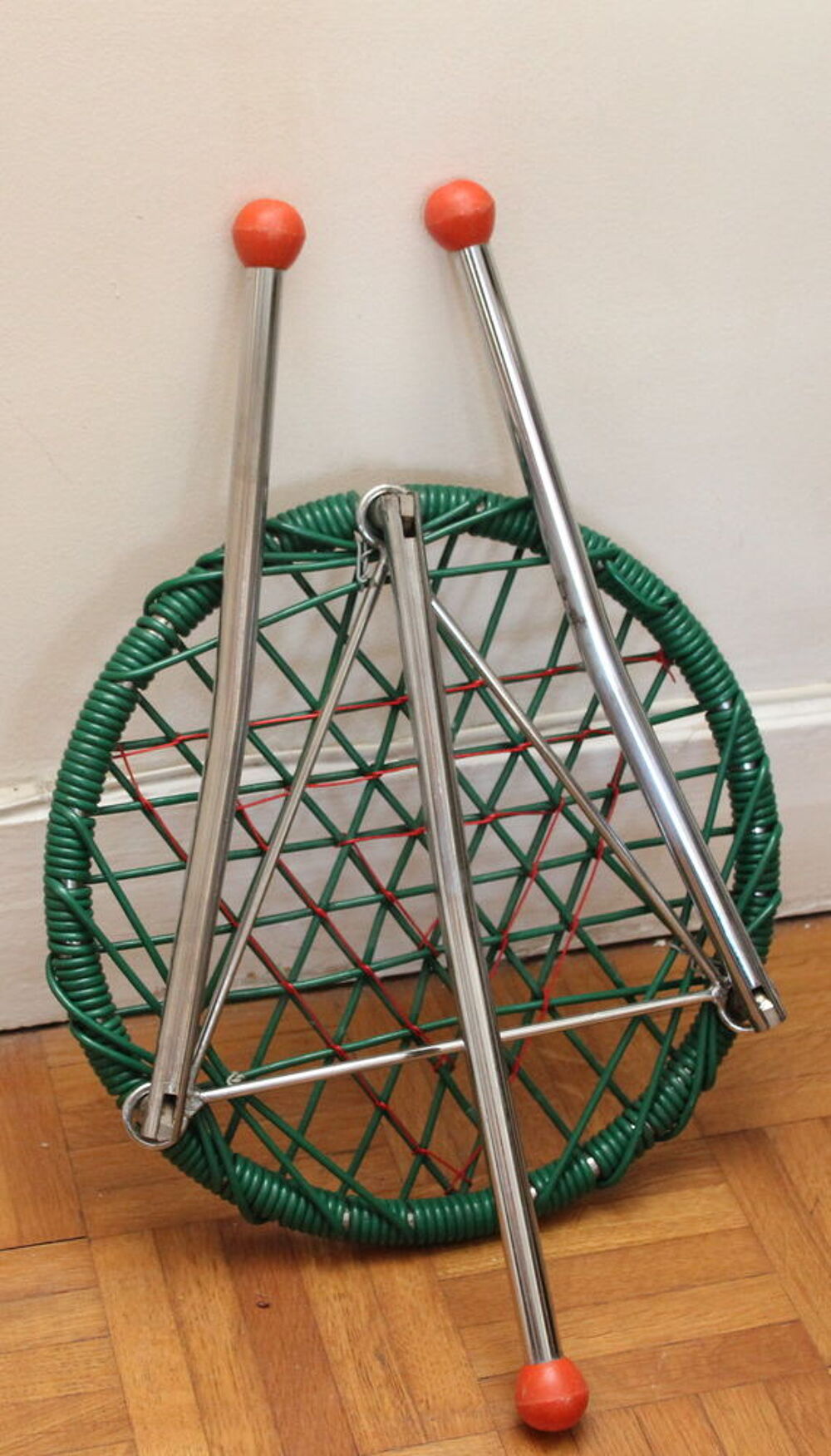 Tabouret pliant chrom&eacute; vintage Scoubidou vert 1950-60 Meubles