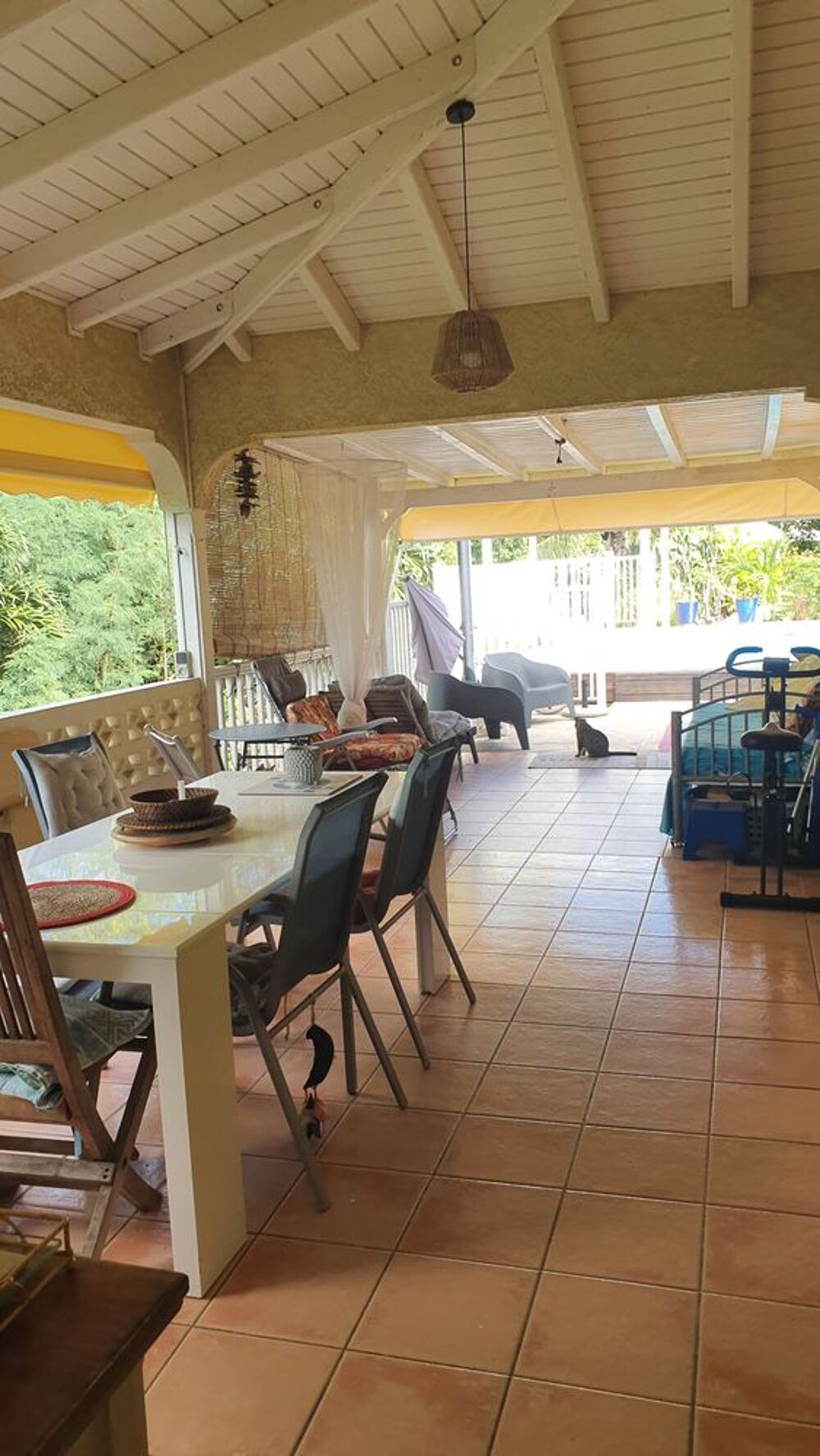 Maison 6 pièces 130 m² · à Saint-François · 130 m² · 400 000 €