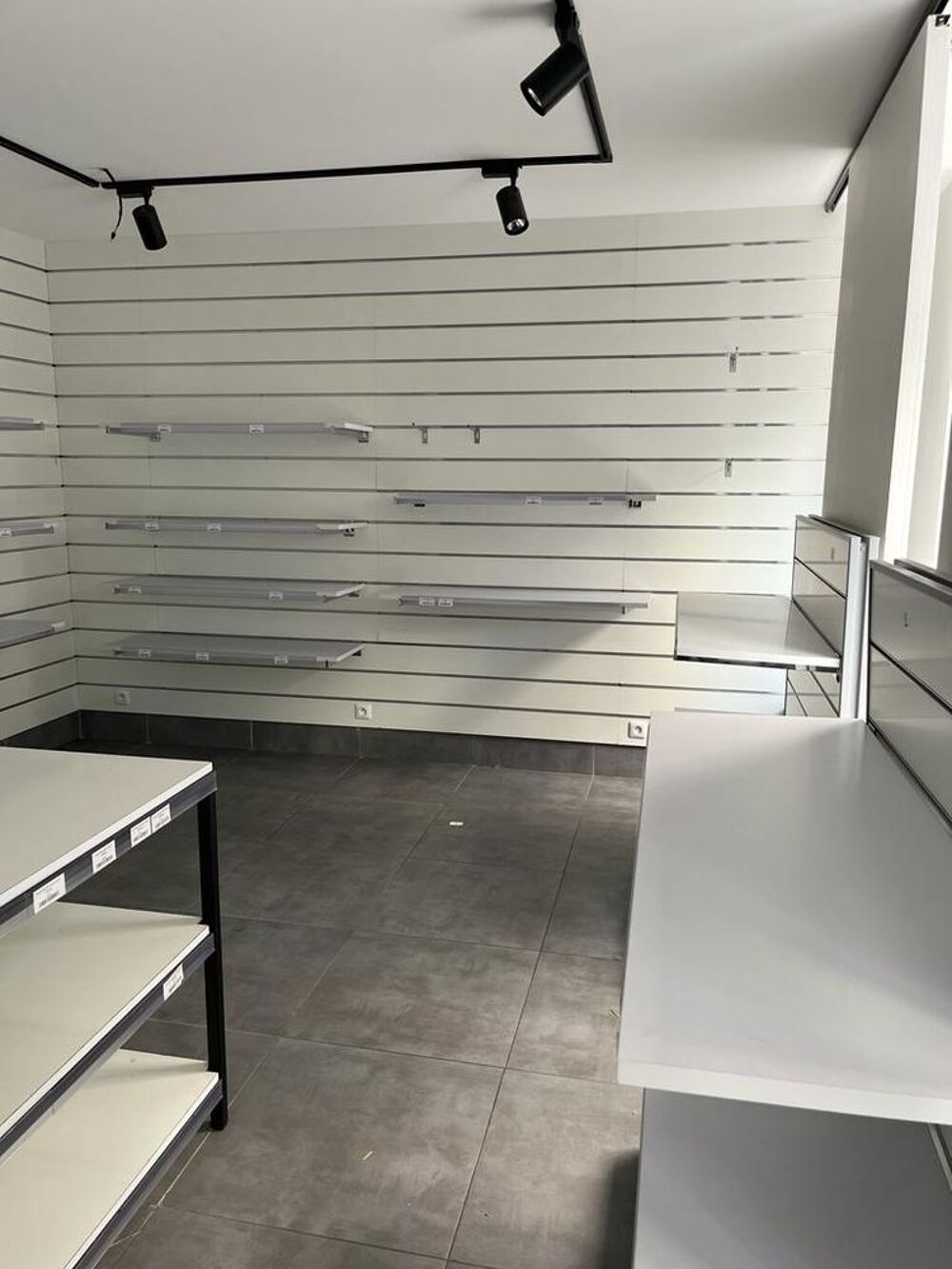 Kit de mobilier pour display en boutique Meubles