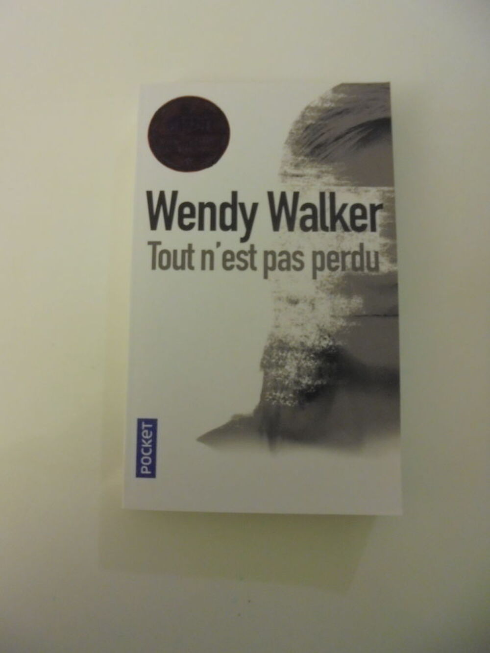 Tout n'est pas perdu (108) Livres et BD