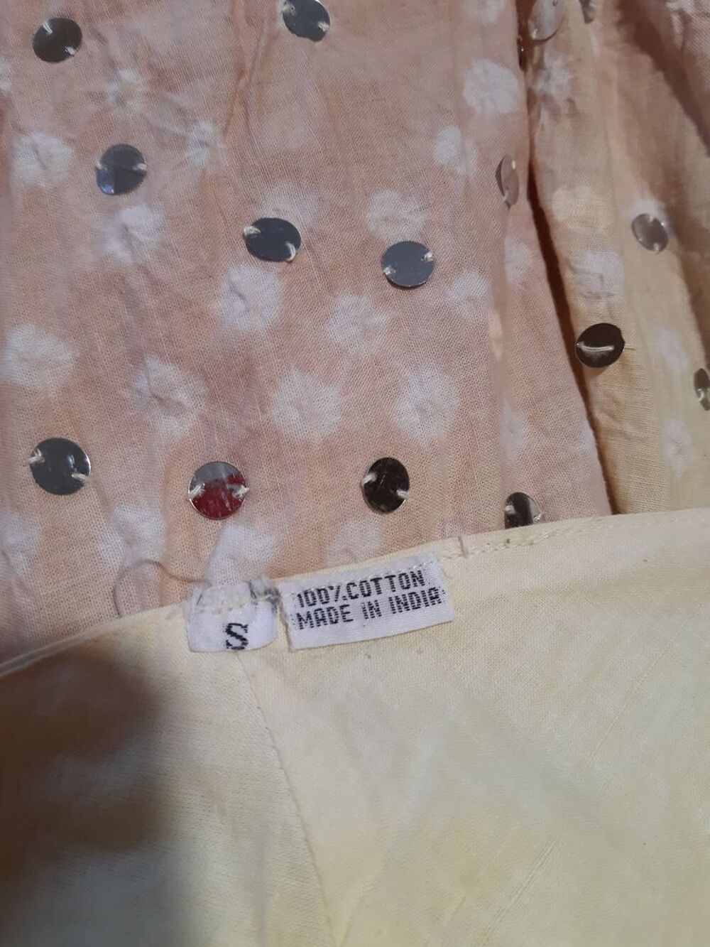 Jupe Longue Jaune avec Sequins. Vêtements