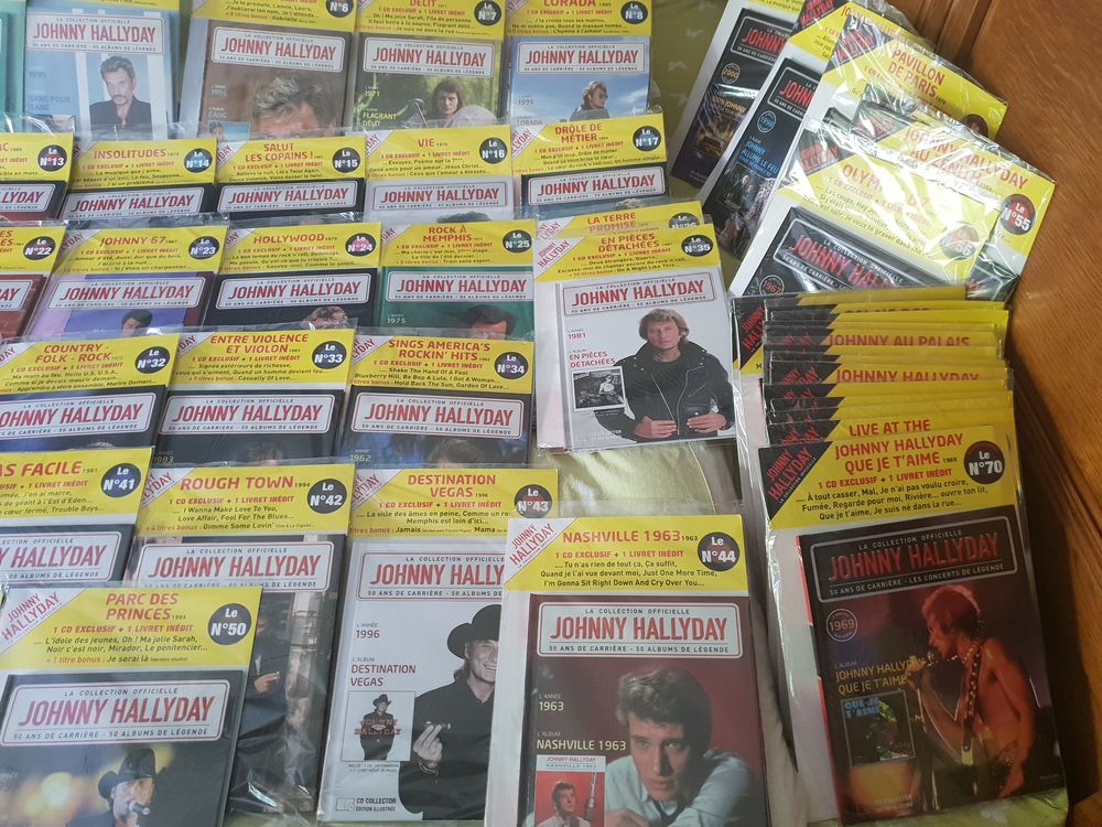 Collection tout les albums de Johnny Hallyday sous blister CD et vinyles