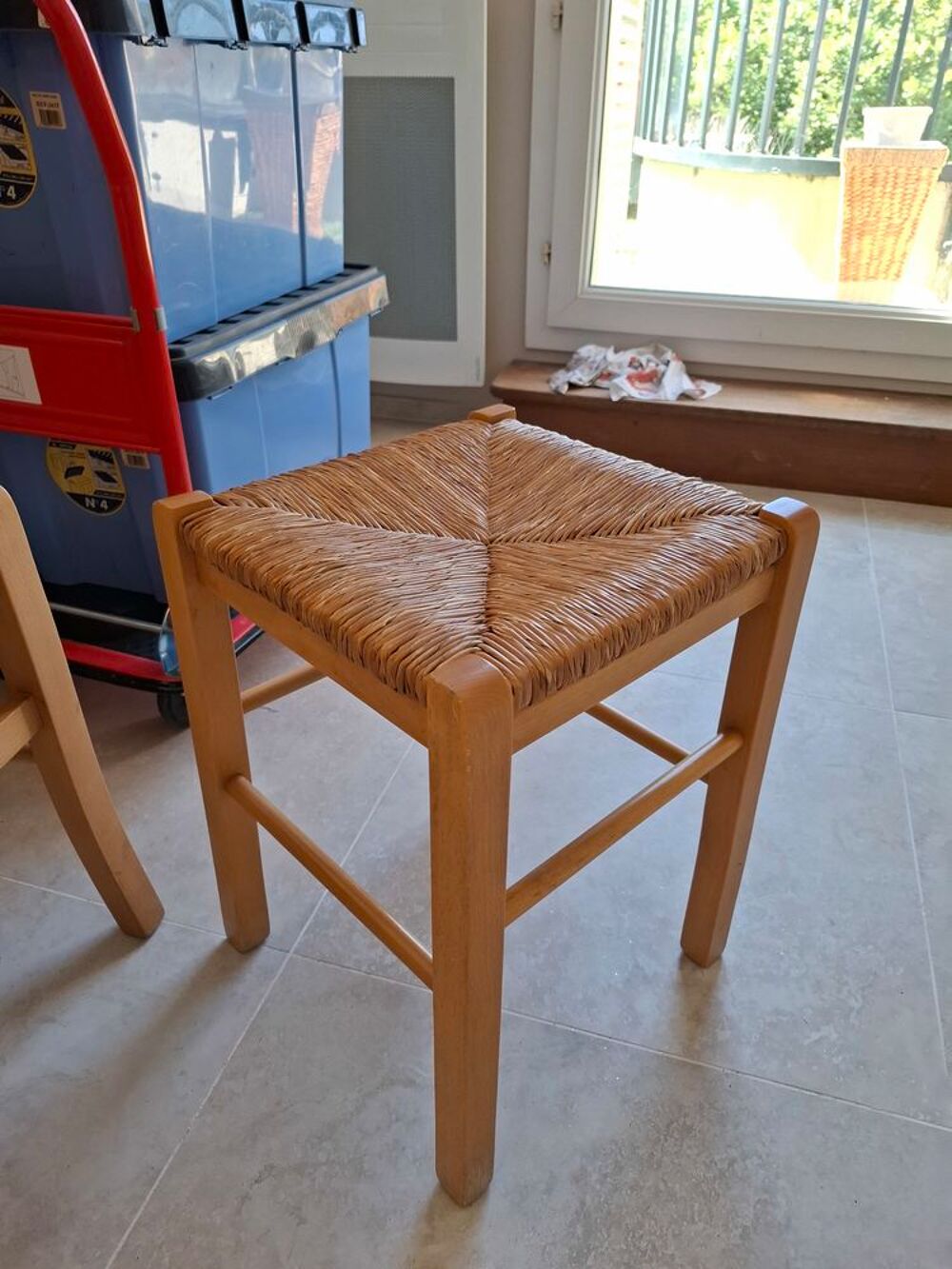 Lot 2 chaises + 2 Tabourets cuisine Meubles