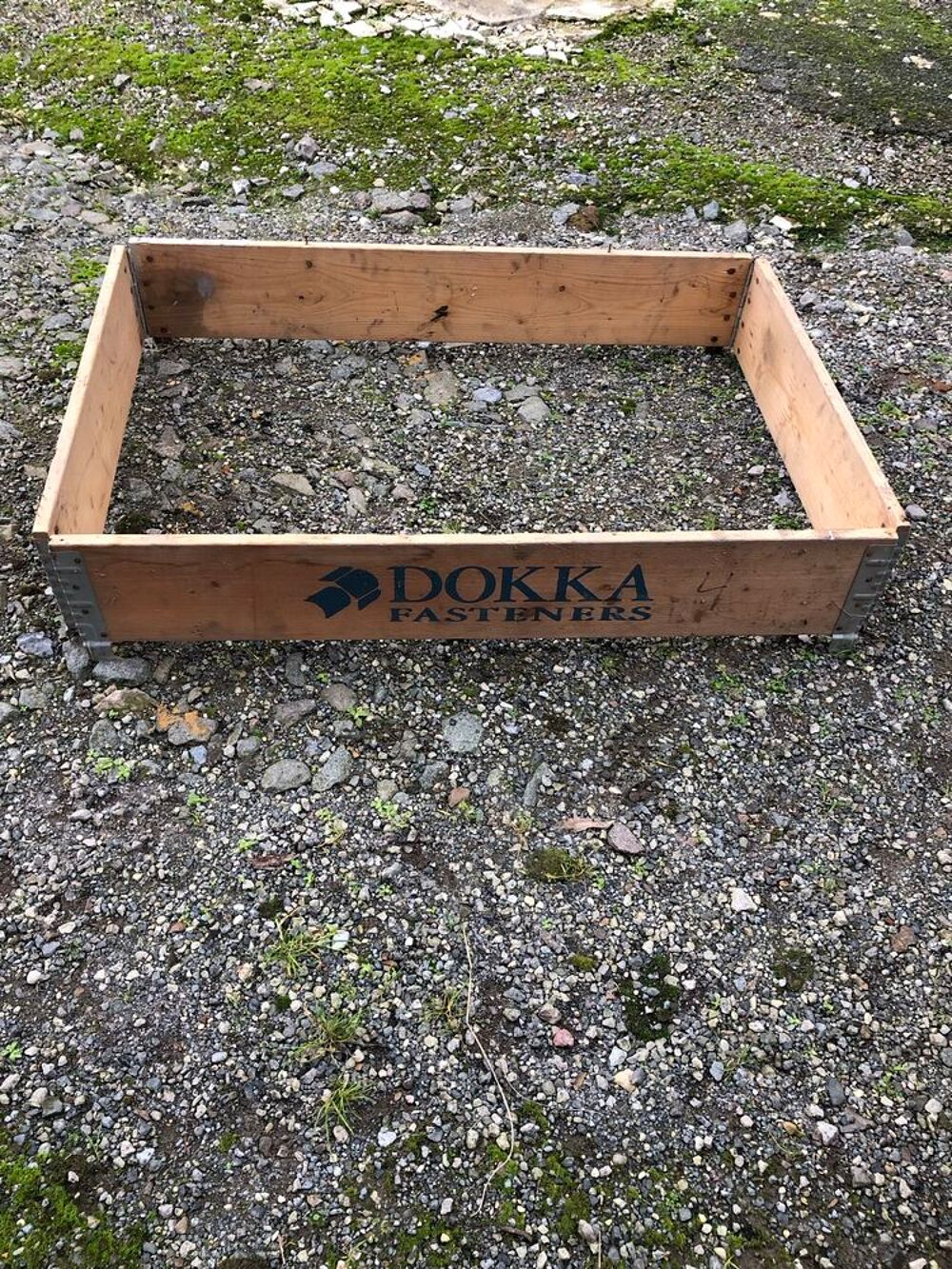 cadre en bois pour diverses utilitees Jardin