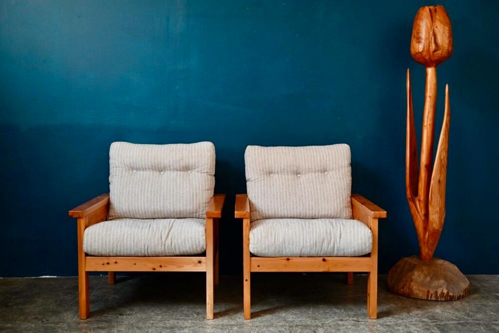 Paire de fauteuils de salon en pin 1970 style montagne Meubles