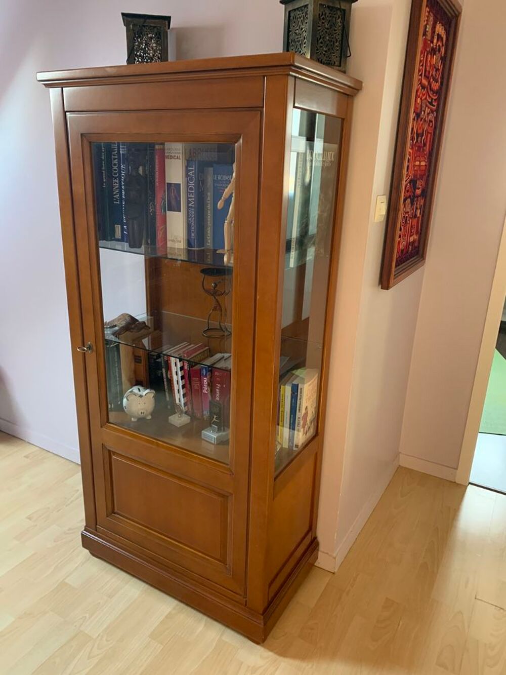 Jolie vitrine/argentier en merisier Meubles