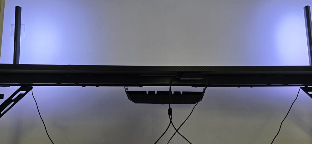 Bureau Gaming Devoko 180x60 cm - XXL - Tr&egrave;s bon &eacute;tat Meubles