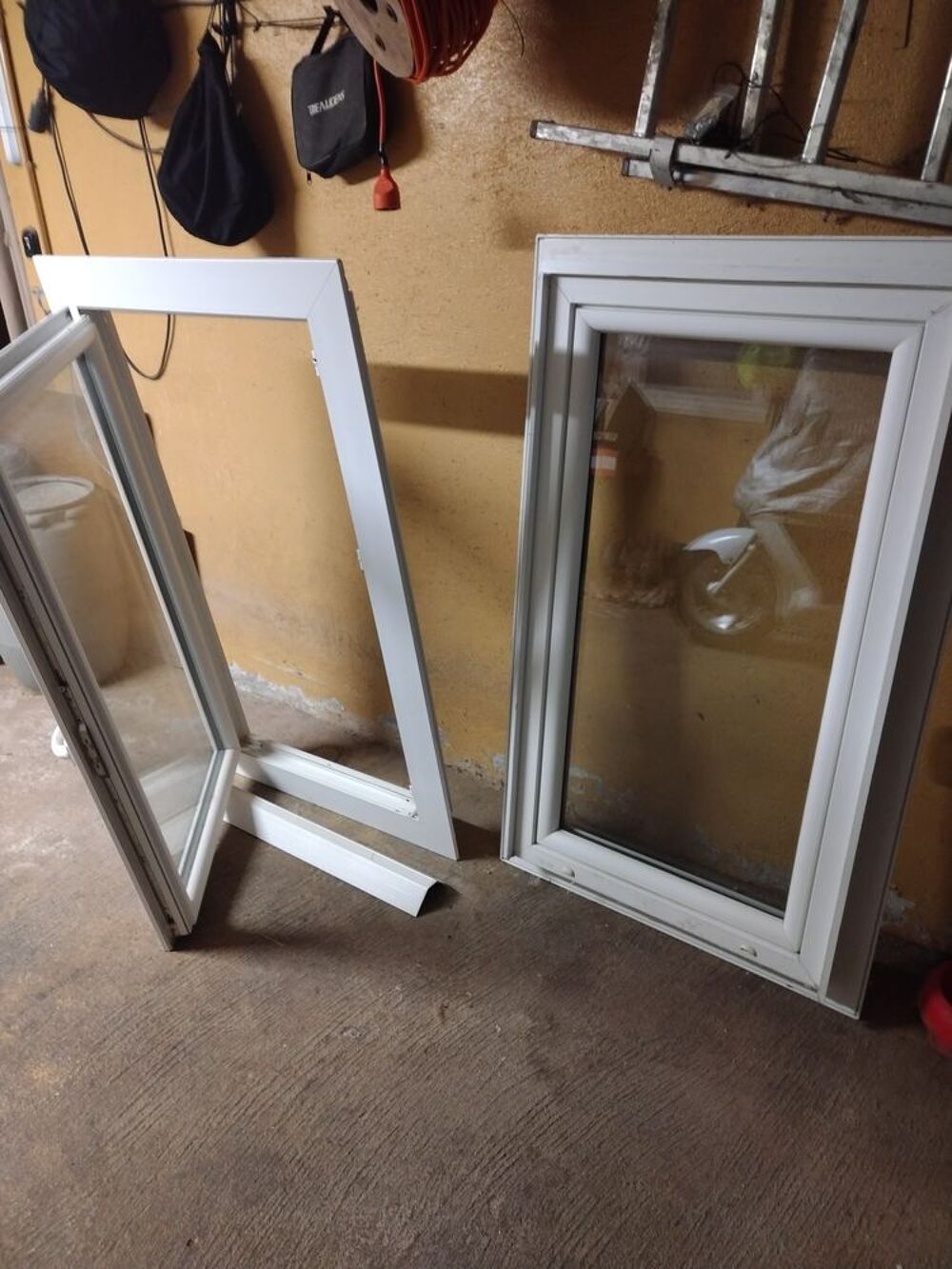 Fen&ecirc;tre PVC 1200x675 Bricolage