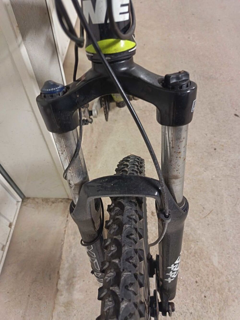 VTT Tout Suspendu Gitane Rocks. Freins hydrauliques. Taille L Vélos