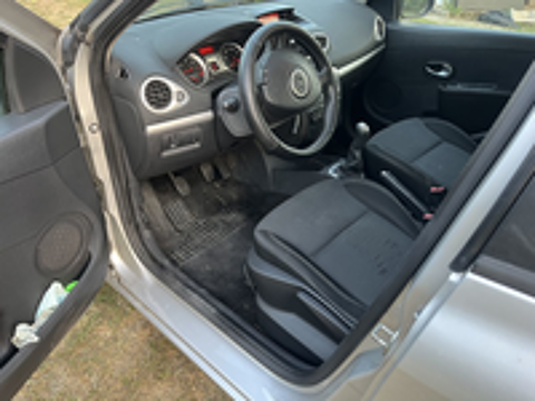 Clio III Estate Clio Estate III dCi 90 eco2 Expression Clim 2012 occasion 06250 Mougins