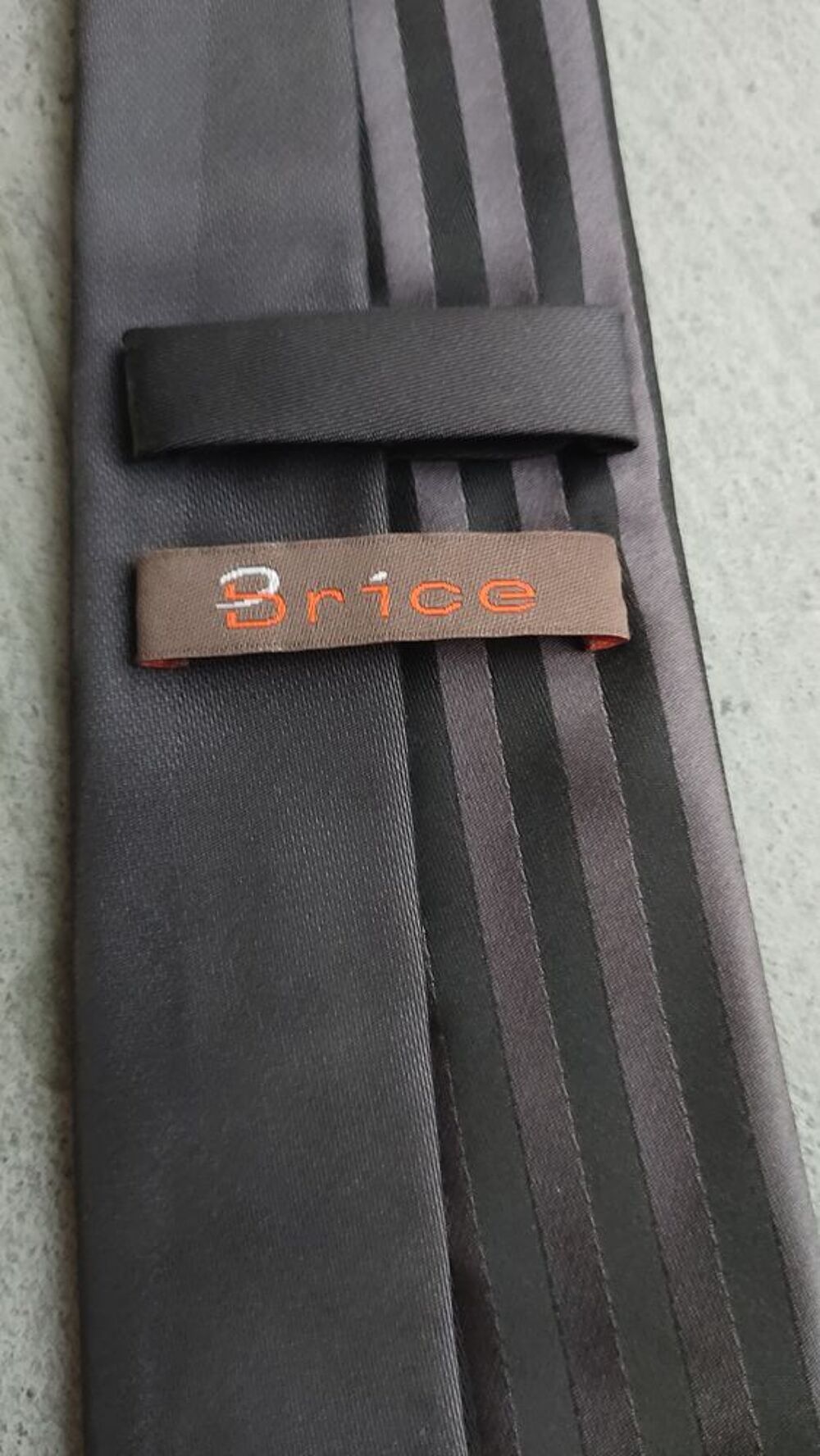 Cravate Brice - Gris Anthracite &agrave; Larges Rayures Gris Fonc&eacute; Vêtements