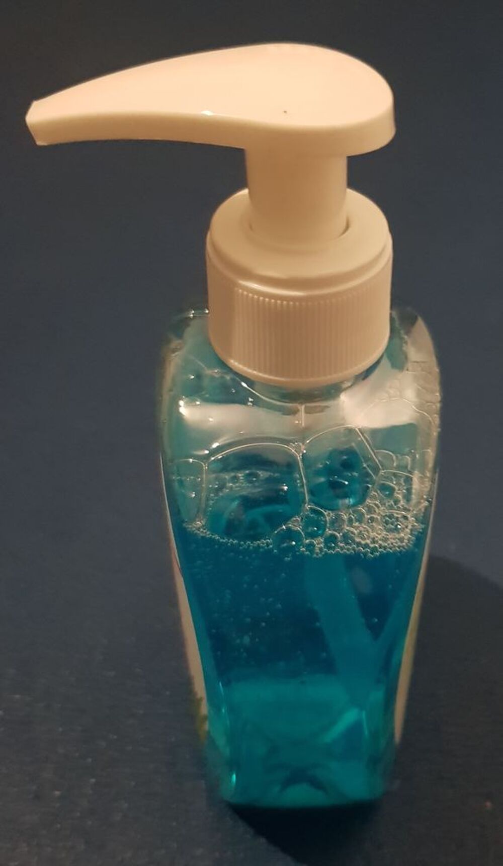 Distributeurs pousse mousse de savon liquide SANIFIX Bricolage