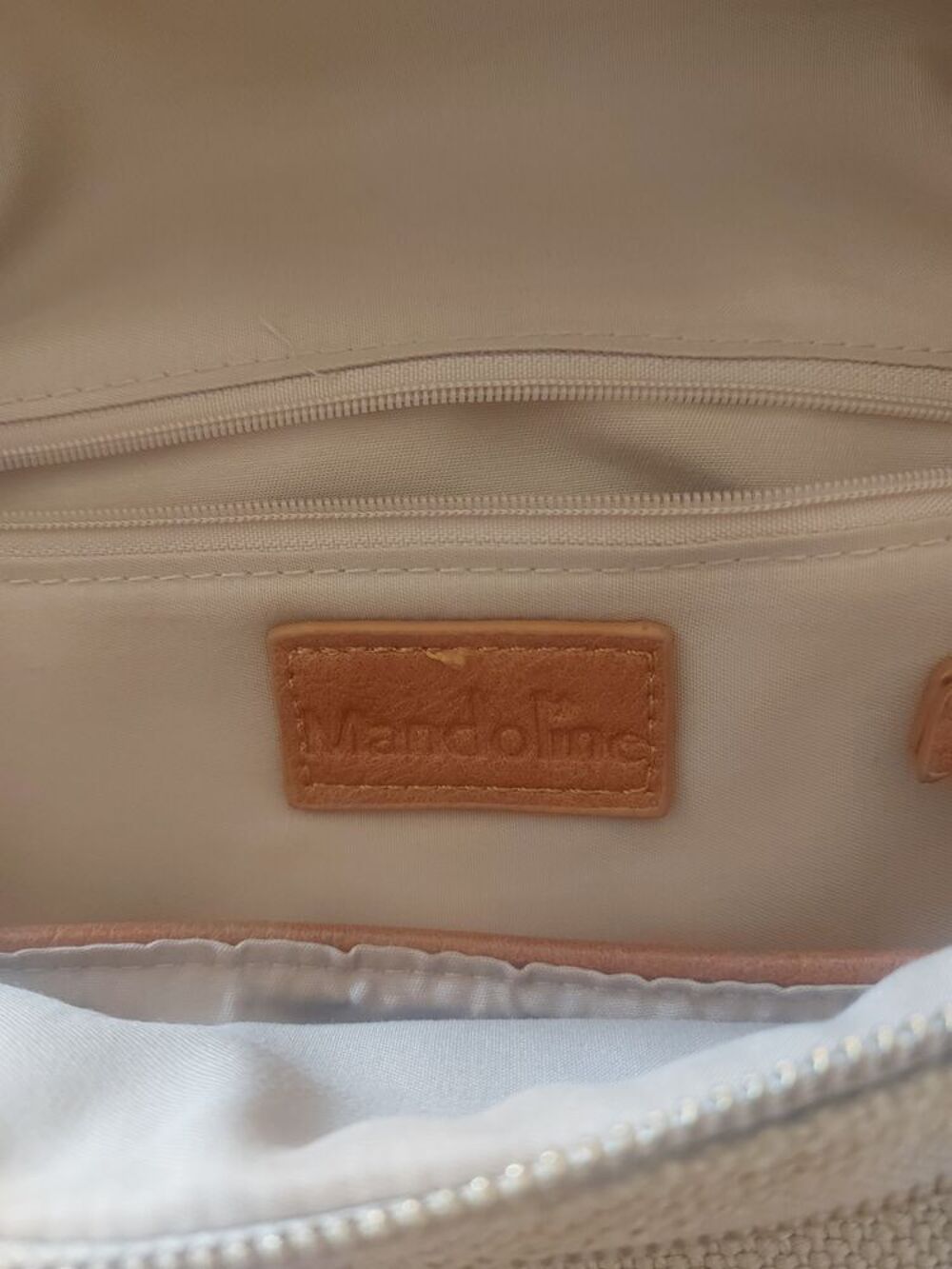 tr&egrave;s joli sac banane en tissu toile tiss&eacute;e Maroquinerie
