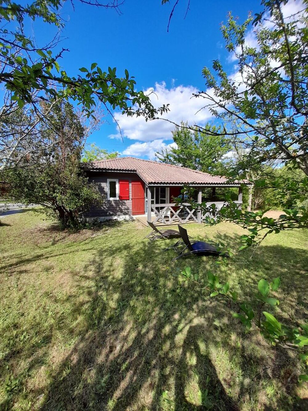 Vente Chalet Chalet avec piscine et rivière à proximité Gravières