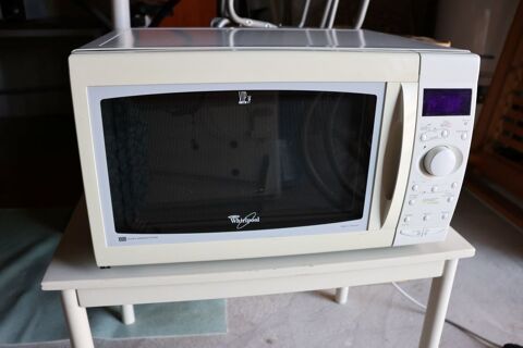 Four traditionnel avec micro-ondes intégré Whirlpool 90 Saint-Pierre-de-Chandieu (69)