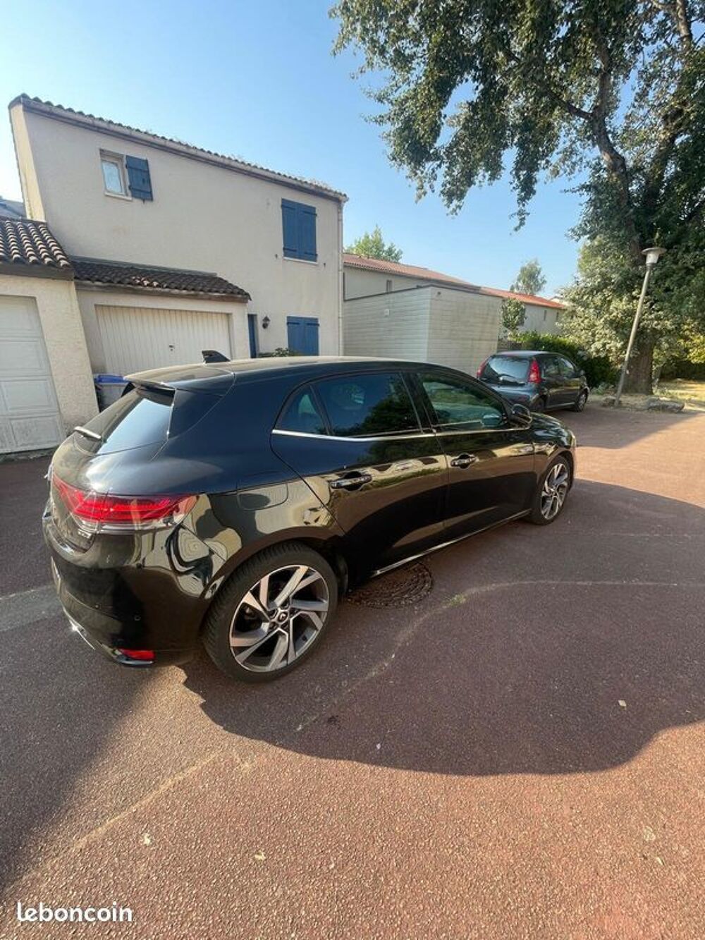Megane IV M&eacute;gane IV Berline Blue dCi 115 EDC R.S. Line 2021 occasion 44200 Nantes