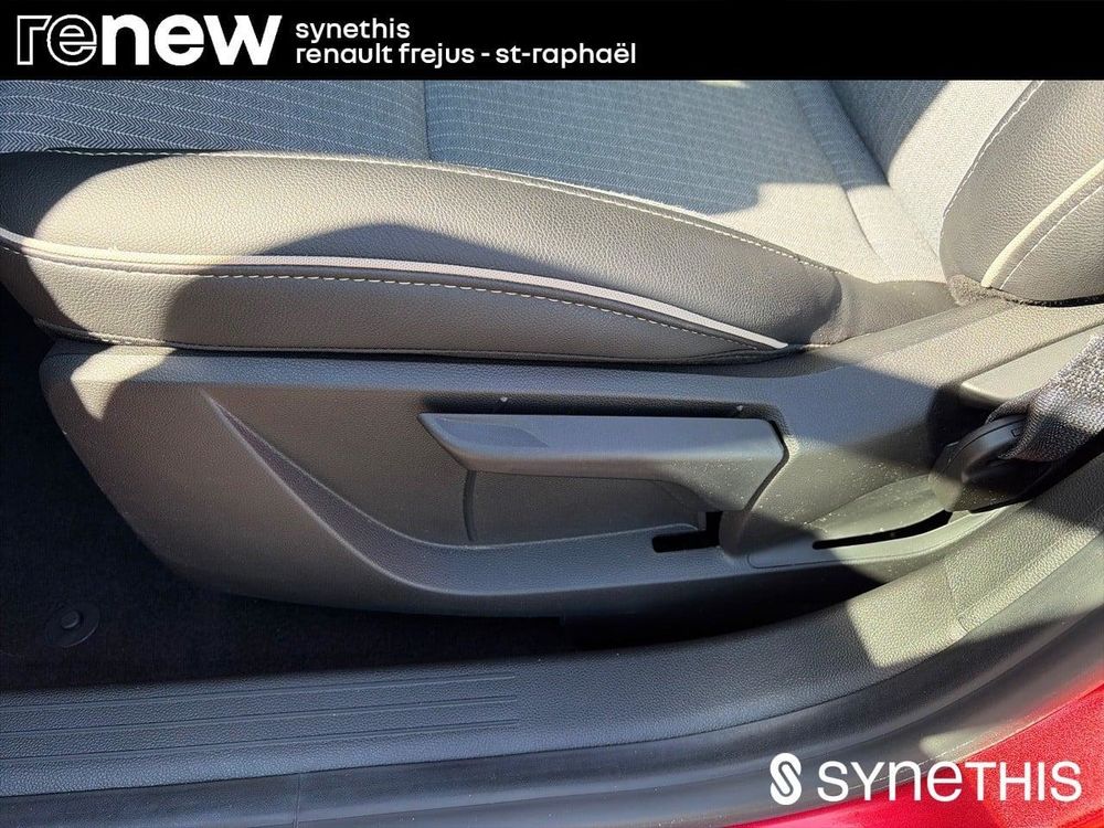 Clio V Clio E-Tech full hybrid 145 Techno 2024 occasion 83600 Fr&eacute;jus