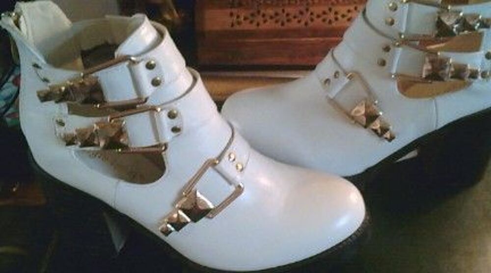 Bottines neuves pointure 37 Chaussures