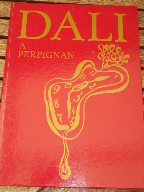 Livre  Dali à Perpignan  25 Nieuil-l'Espoir (86)