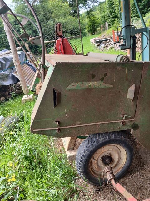 Mat&eacute;riel Agricole / Viticole Mat&eacute;riel Agricole / Viticole 1969 occasion Bertignat 63480