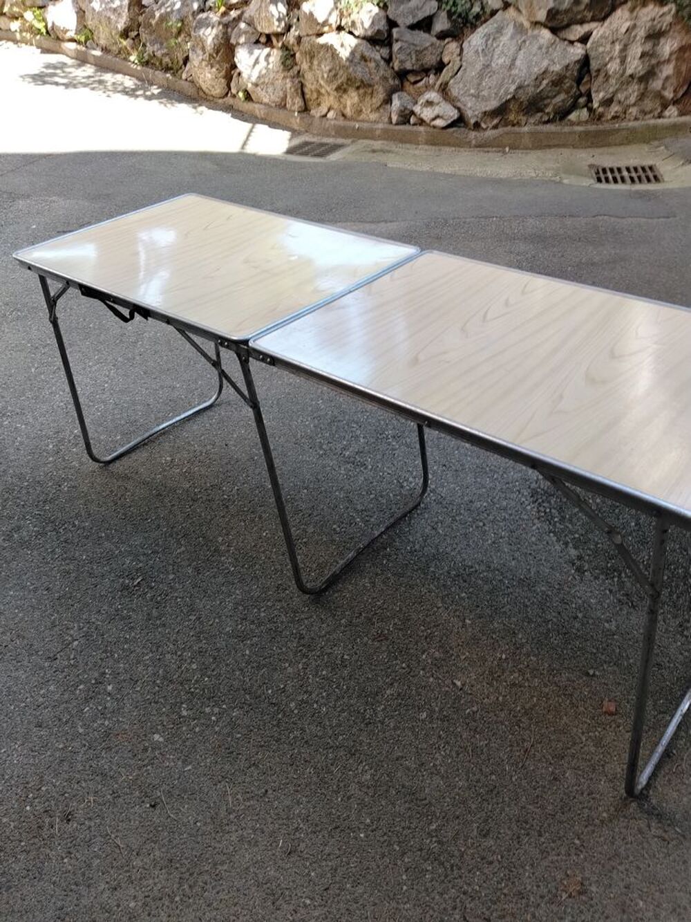 TABLE PLIANTE 40€ Jardin