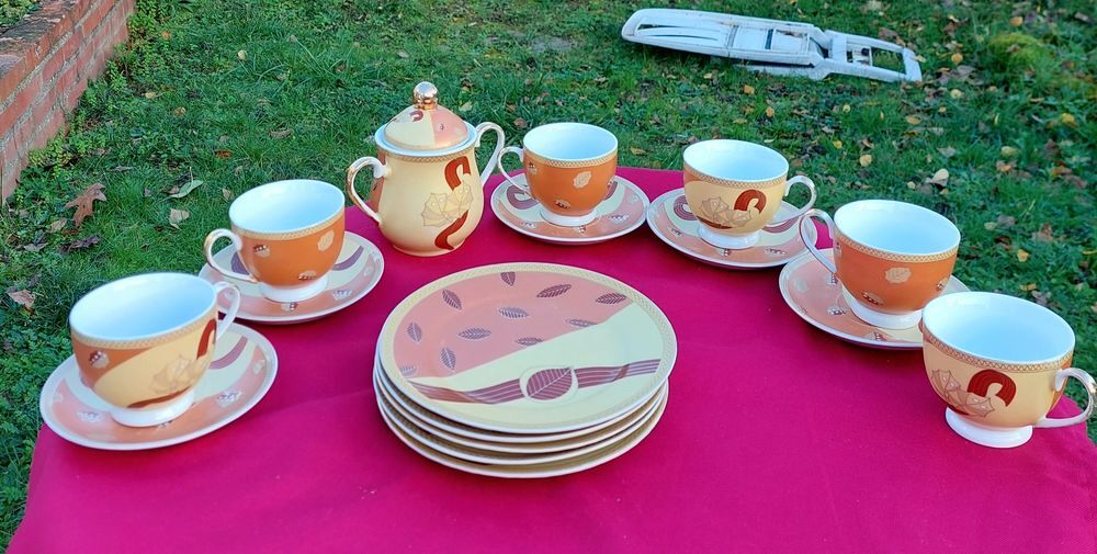 assiettes dessert + service &agrave; caf&eacute; [VOIR descriptif] Cuisine