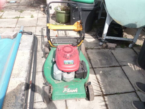 TONDEUSE HONDA 60 Villemoirieu (38)